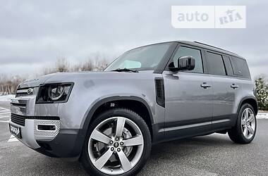 Внедорожник / Кроссовер Land Rover Defender 2022 в 