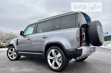 Внедорожник / Кроссовер Land Rover Defender 2022 в 