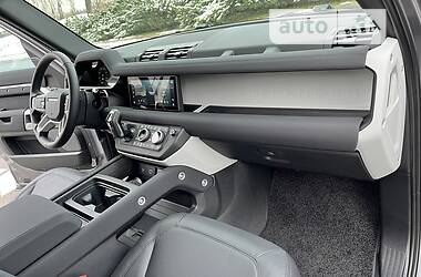 Внедорожник / Кроссовер Land Rover Defender 2022 в 