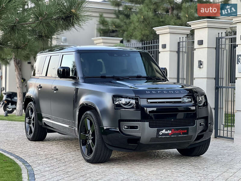 Land Rover Defender 2023