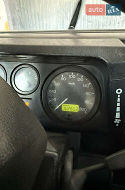 Позашляховик / Кросовер Land Rover Defender 2002 в Тернополі