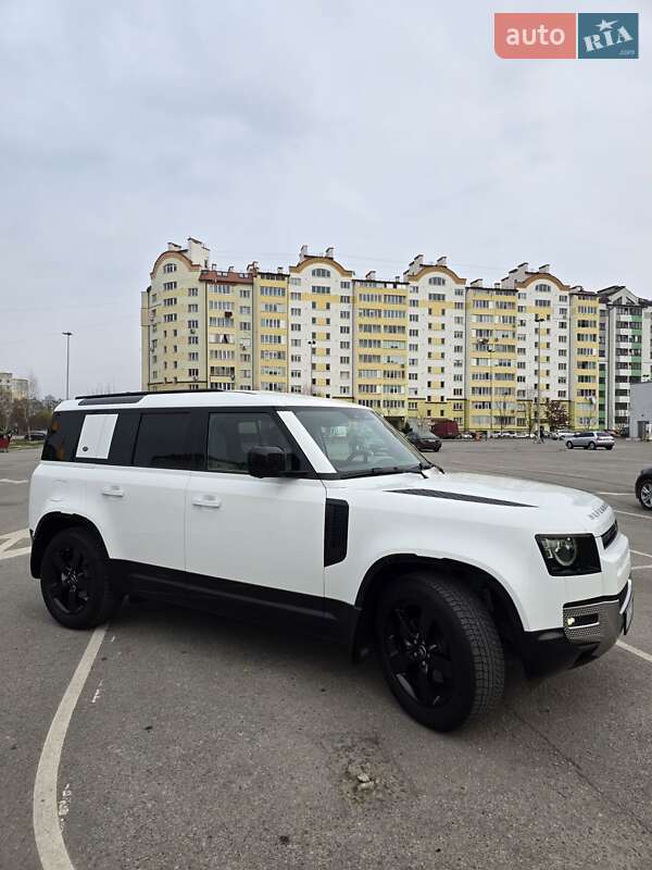Позашляховик / Кросовер Land Rover Defender 2022 в Івано-Франківську