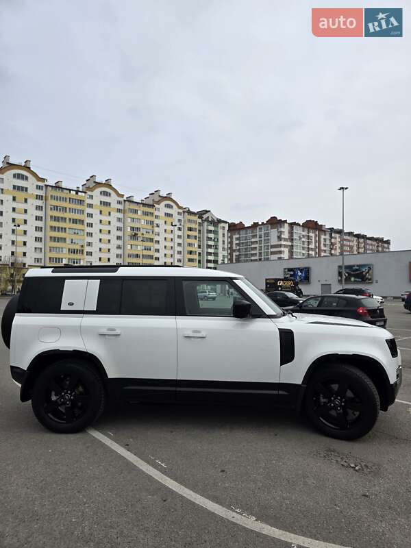 Позашляховик / Кросовер Land Rover Defender 2022 в Івано-Франківську