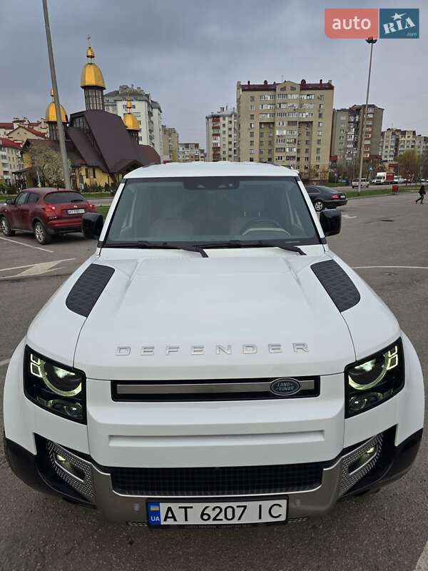 Позашляховик / Кросовер Land Rover Defender 2022 в Івано-Франківську