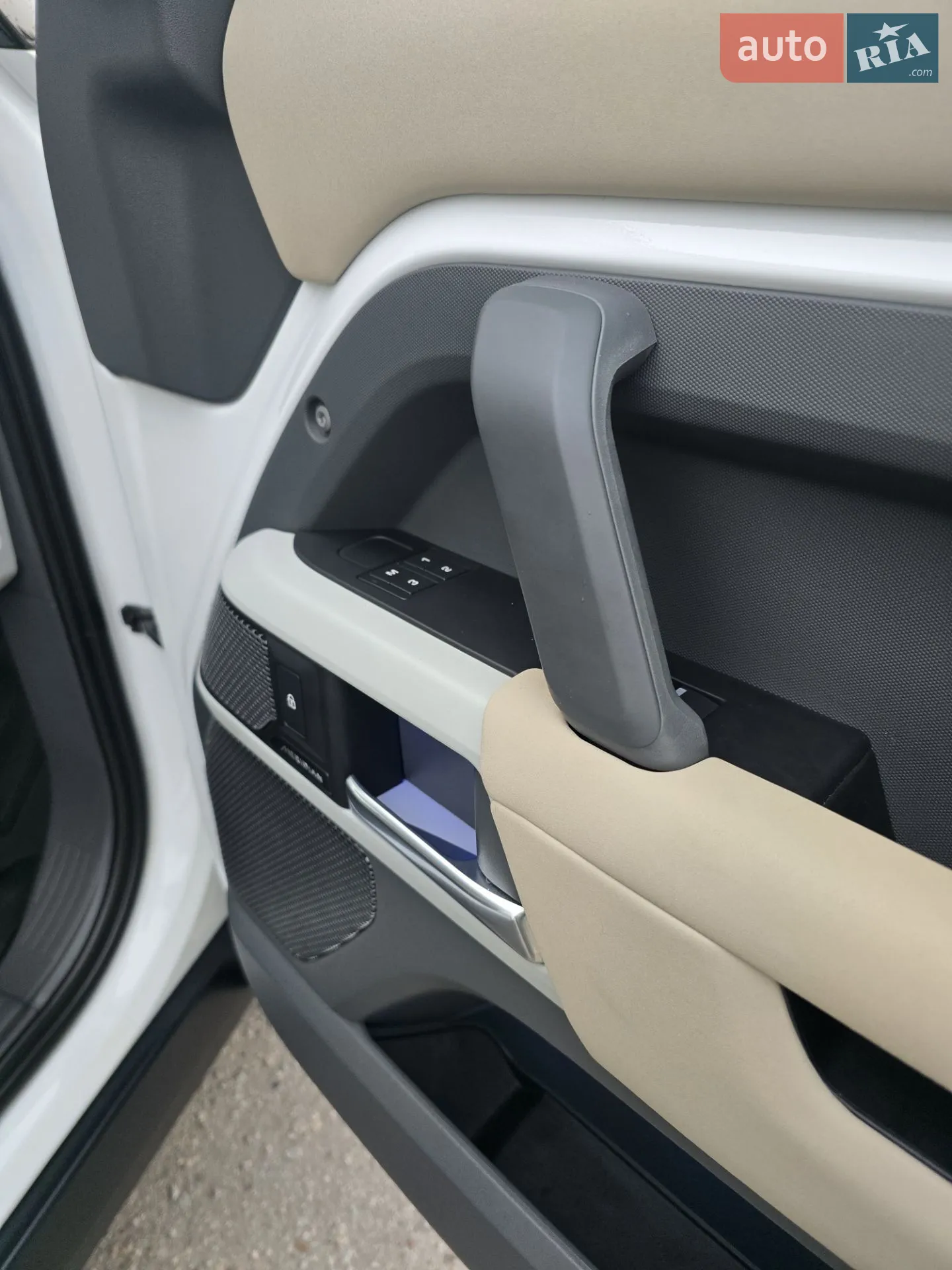 2022 Land Rover Defender - мініатюра 43