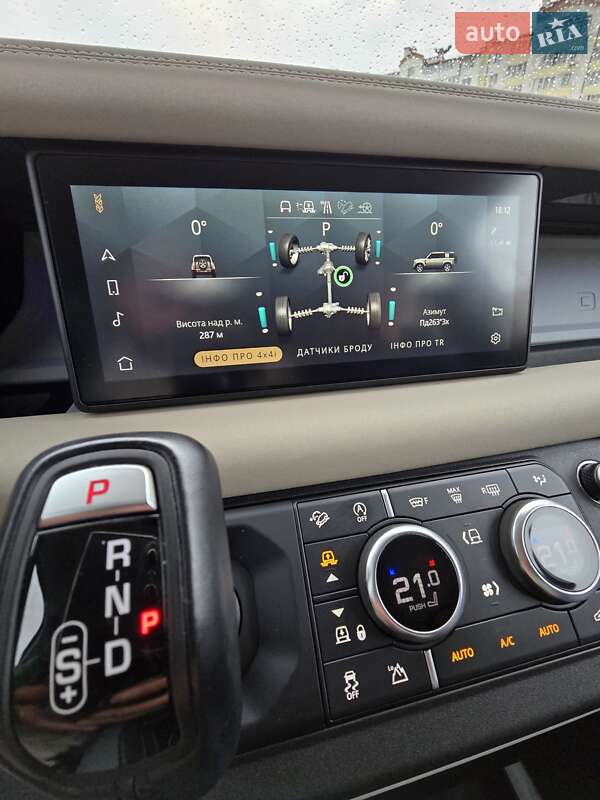 Позашляховик / Кросовер Land Rover Defender 2022 в Івано-Франківську