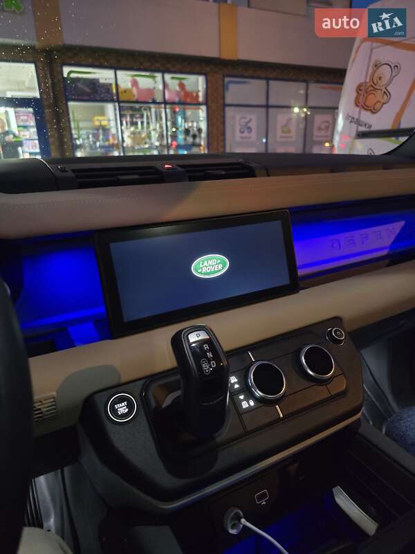 Позашляховик / Кросовер Land Rover Defender 2022 в Івано-Франківську