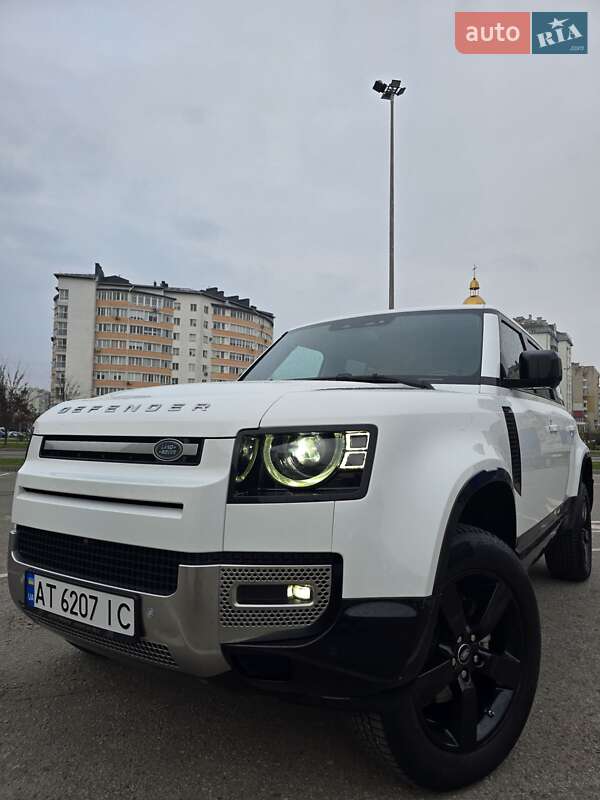 Позашляховик / Кросовер Land Rover Defender 2022 в Івано-Франківську
