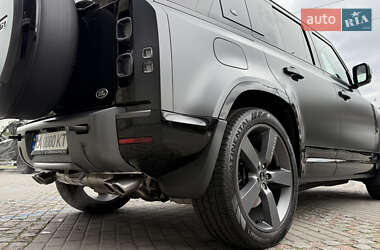 Внедорожник / Кроссовер Land Rover Defender 2022 в 