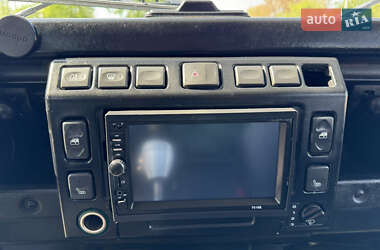 Пикап Land Rover Defender 2004 в 