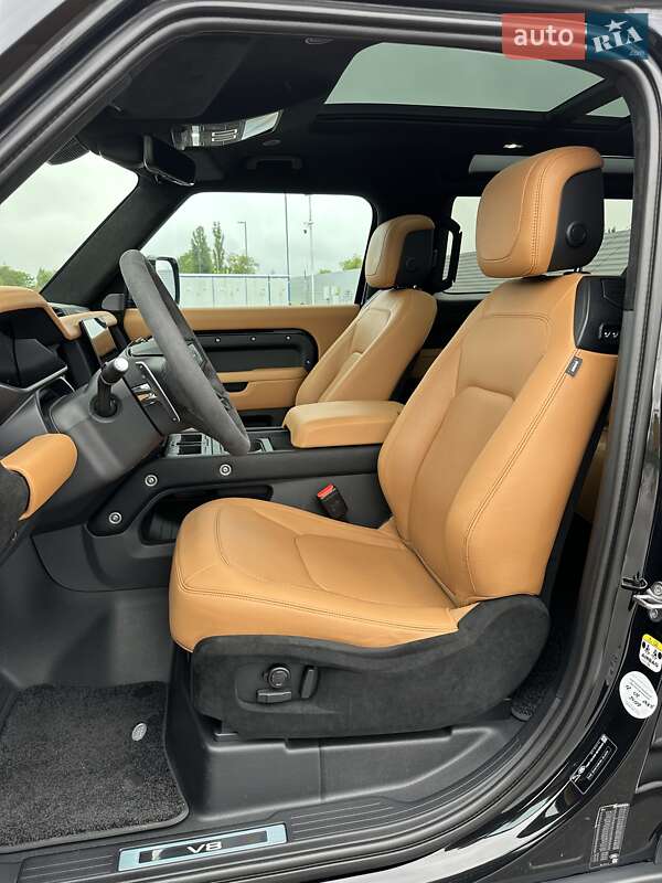 Внедорожник / Кроссовер Land Rover Defender 2023 в Киеве