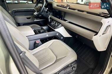Внедорожник / Кроссовер Land Rover Defender 2020 в 