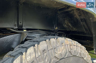 Позашляховик / Кросовер Land Rover Defender 2006 в  фото 7 Позашляховик / Кросовер Land Rover Defender 2006 в