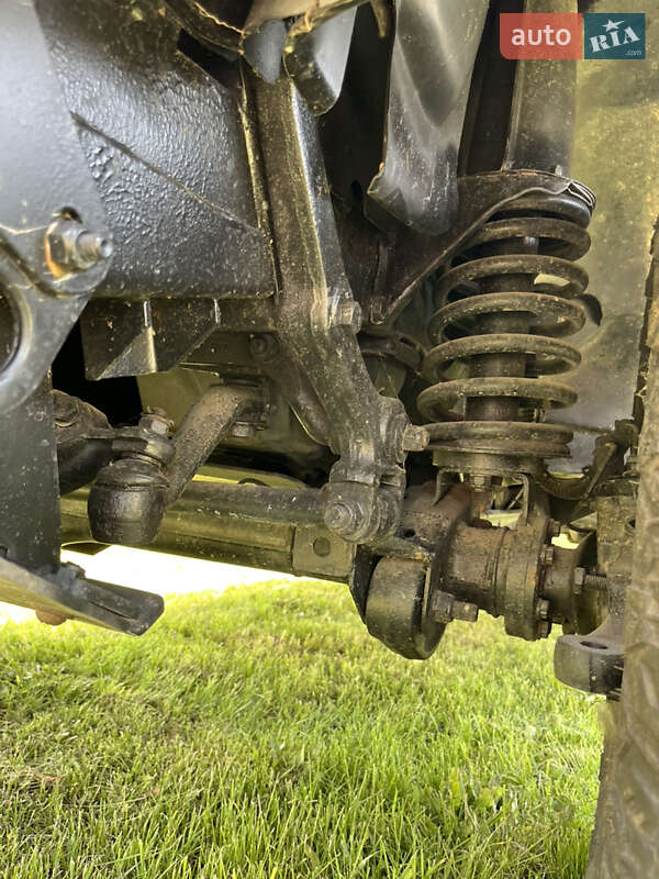 Позашляховик / Кросовер Land Rover Defender 2006 в Луцьку