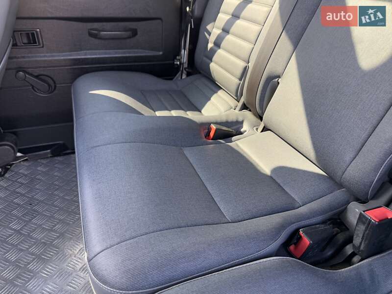 Внедорожник / Кроссовер Land Rover Defender 2008 в Киеве