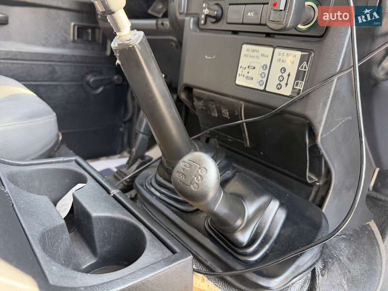 Внедорожник / Кроссовер Land Rover Defender 2008 в Киеве