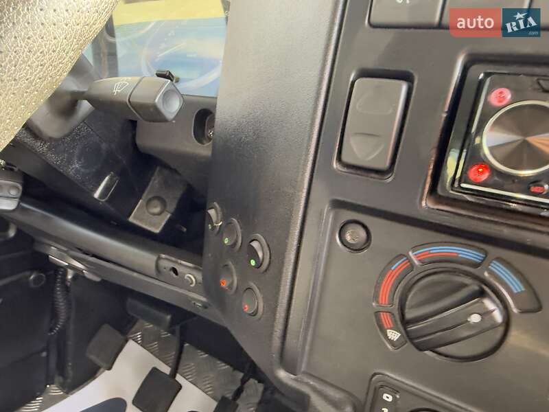 Внедорожник / Кроссовер Land Rover Defender 2008 в Киеве