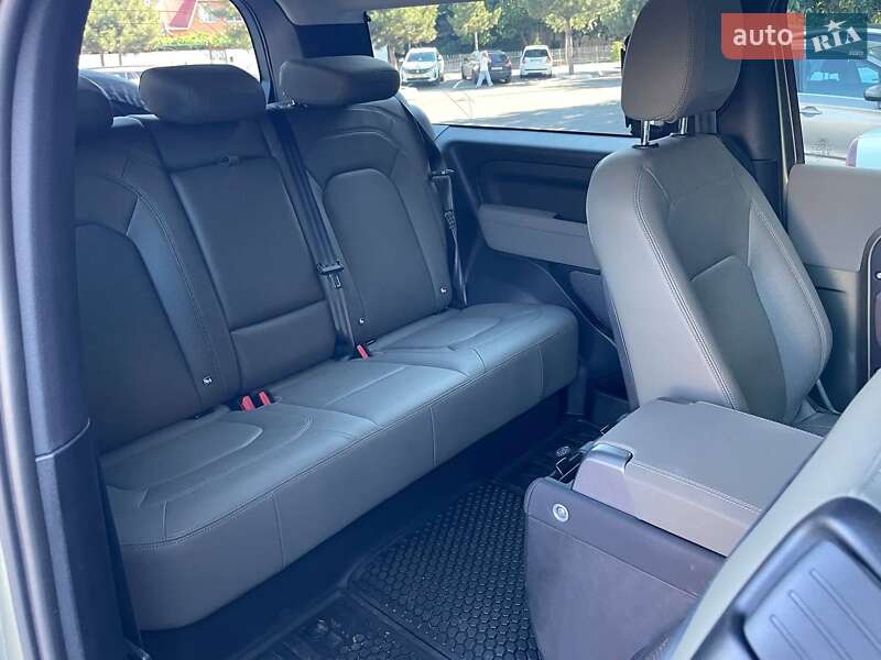 Внедорожник / Кроссовер Land Rover Defender 2022 в Одессе