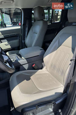 Позашляховик / Кросовер Land Rover Defender 2020 в 
