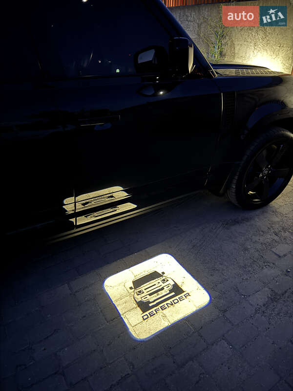 Позашляховик / Кросовер Land Rover Defender 2022 в Дніпрі