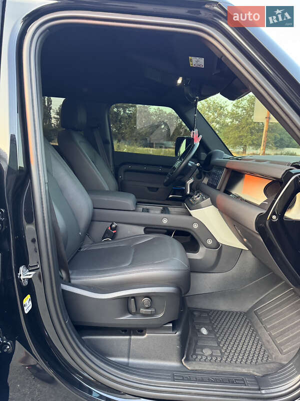 Позашляховик / Кросовер Land Rover Defender 2022 в Дніпрі