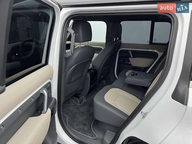 Внедорожник / Кроссовер Land Rover Defender 2022 в Киеве