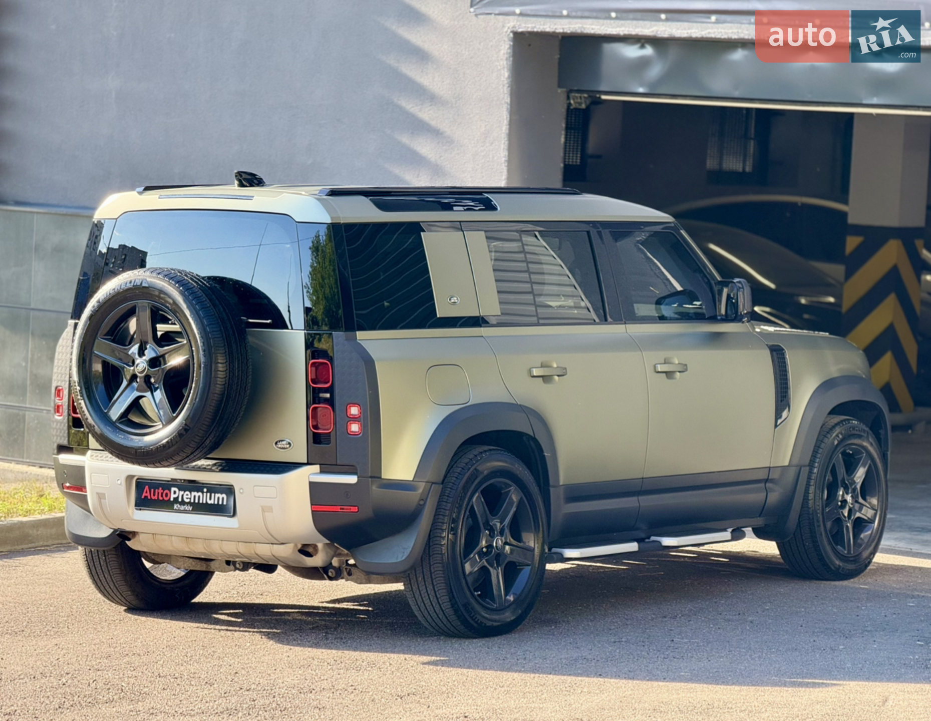 2020 Land Rover Defender - мініатюра 8
