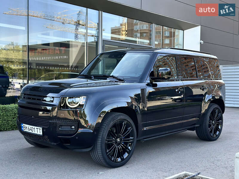 Land Rover Defender 2022