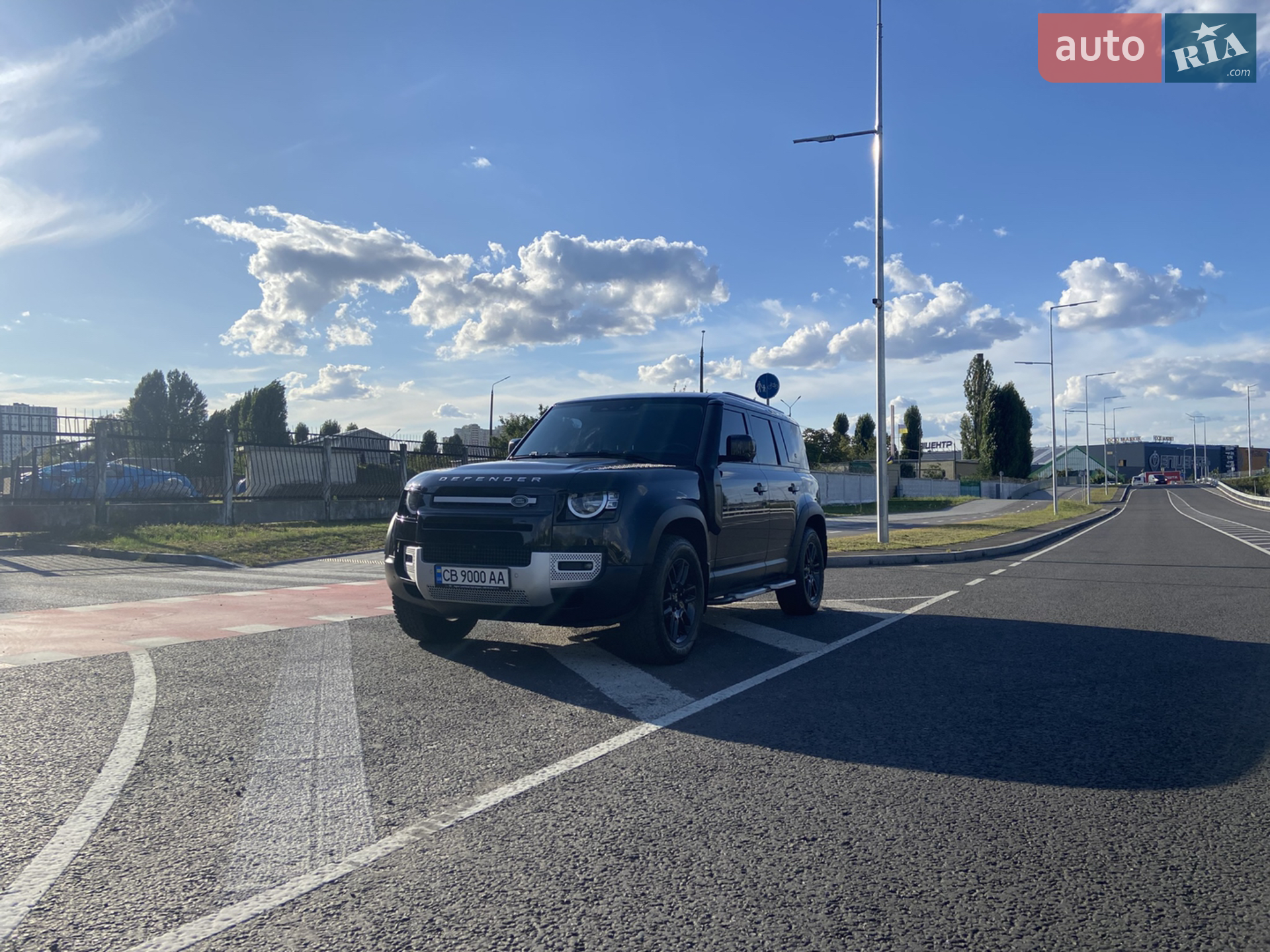 2020 Land Rover Defender - мініатюра 2