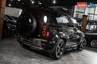 Внедорожник / Кроссовер Land Rover Defender 2022 в 