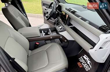 Внедорожник / Кроссовер Land Rover Defender 2022 в 