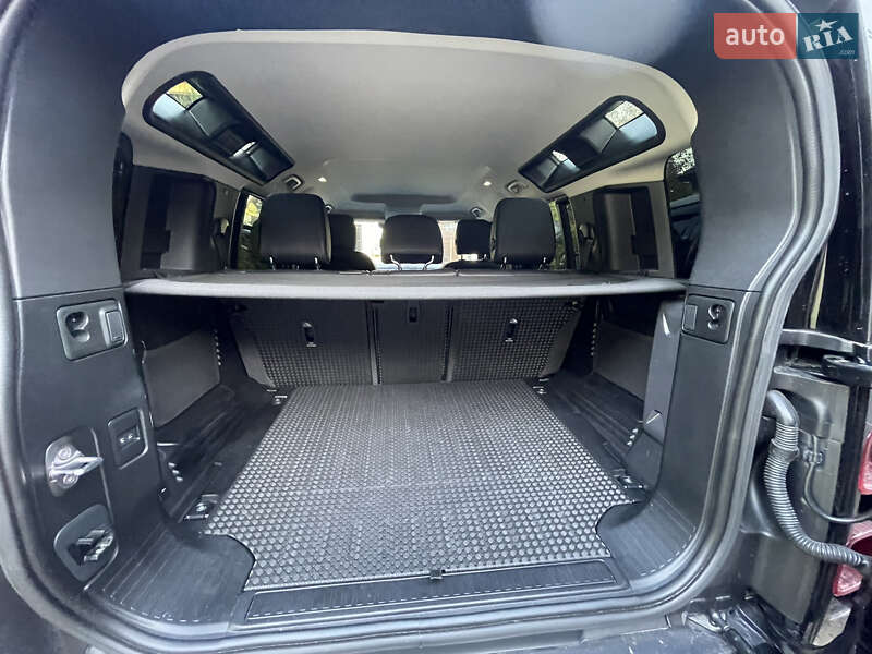 Внедорожник / Кроссовер Land Rover Defender 2020 в Киеве