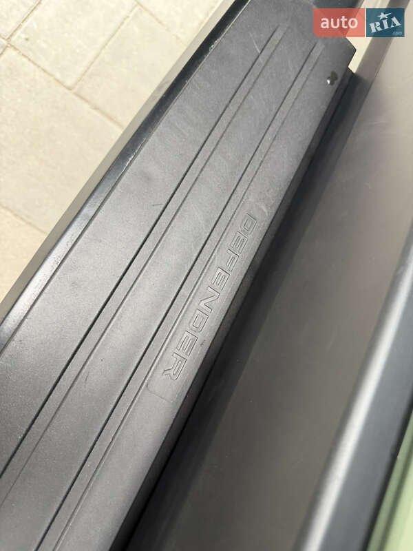 Внедорожник / Кроссовер Land Rover Defender 2023 в Днепре