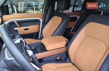 Внедорожник / Кроссовер Land Rover Defender 2023 в 