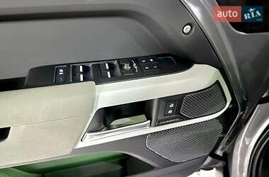 Позашляховик / Кросовер Land Rover Defender 2022 в  фото 23 Позашляховик / Кросовер Land Rover Defender 2022 в