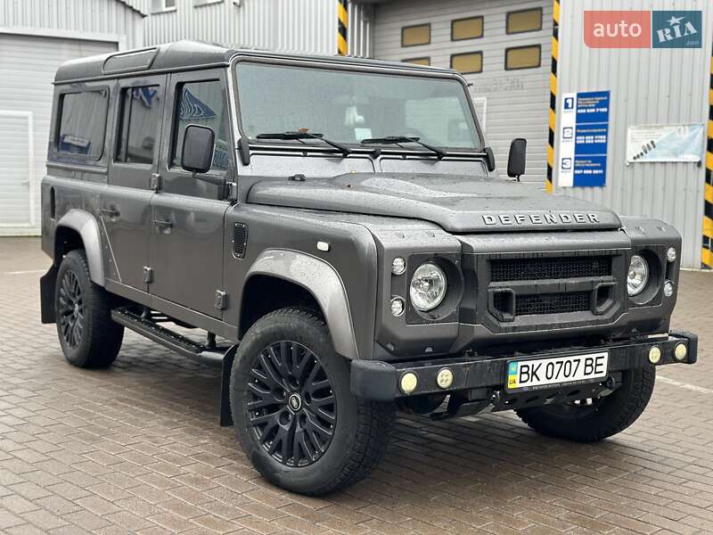Позашляховик / Кросовер Land Rover Defender 2014 в  фото Позашляховик / Кросовер Land Rover Defender 2014 в