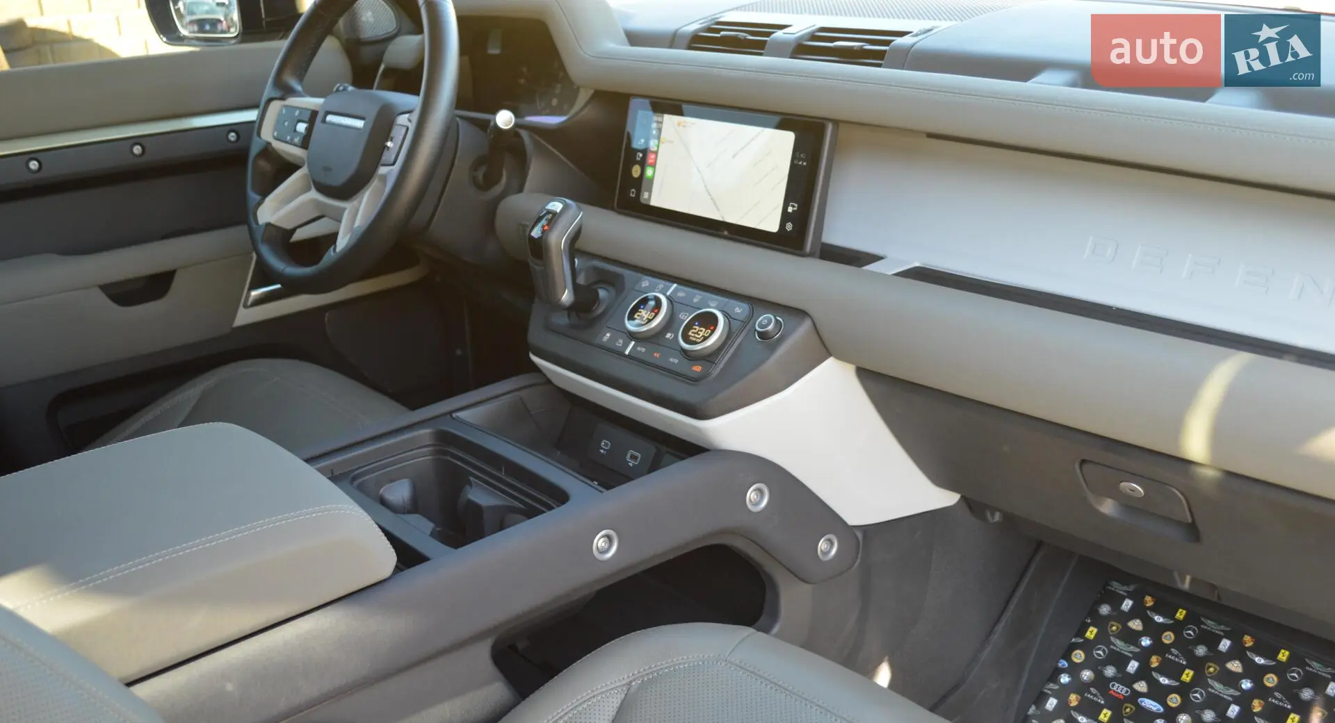 2022 Land Rover Defender - мініатюра 55