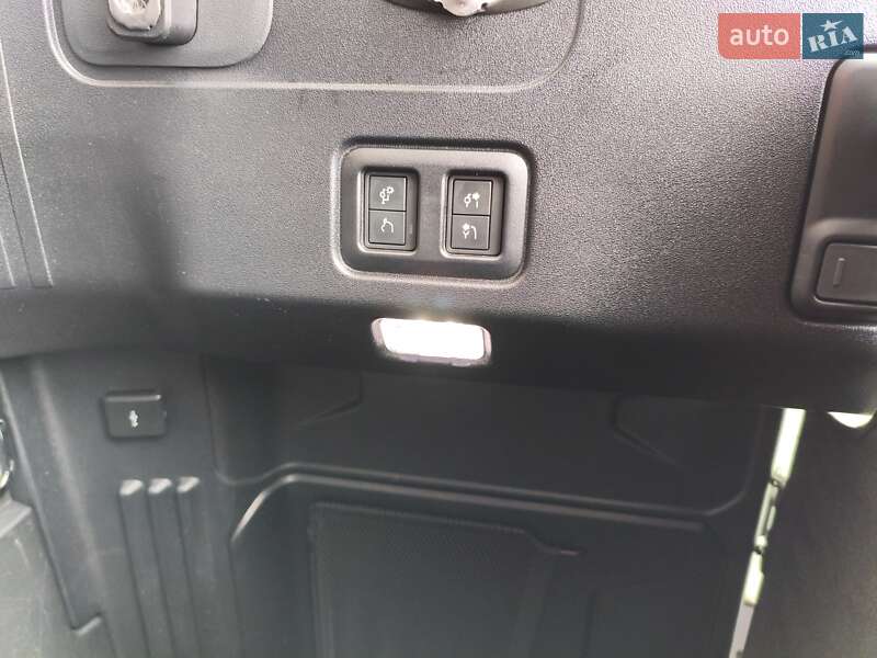 Позашляховик / Кросовер Land Rover Defender 2022 в Києві