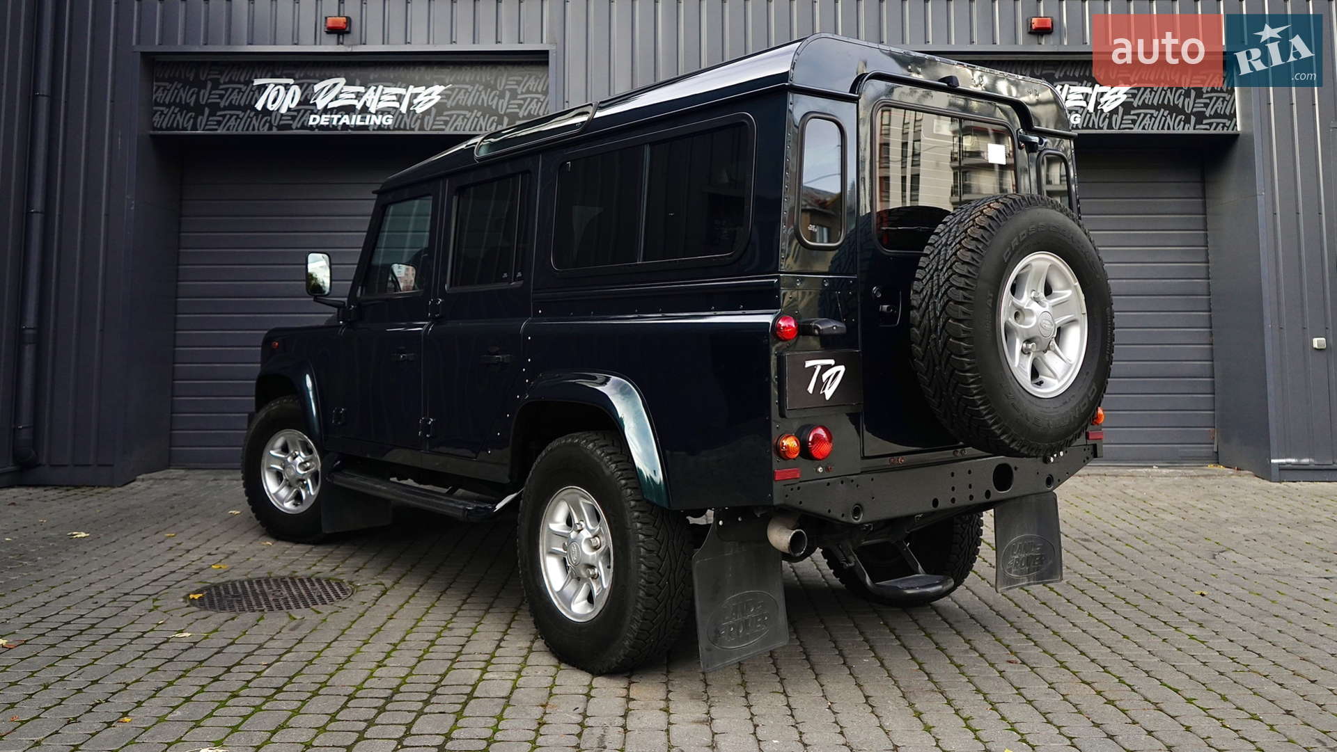 2015 Land Rover Defender - мініатюра 15