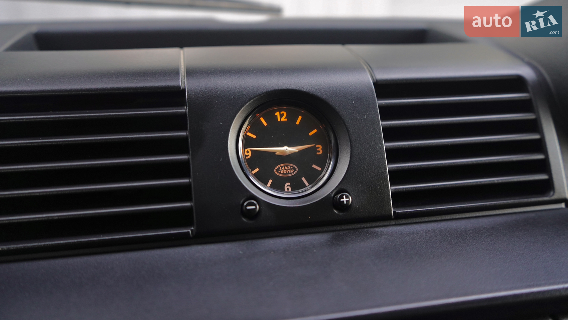 2015 Land Rover Defender - мініатюра 28