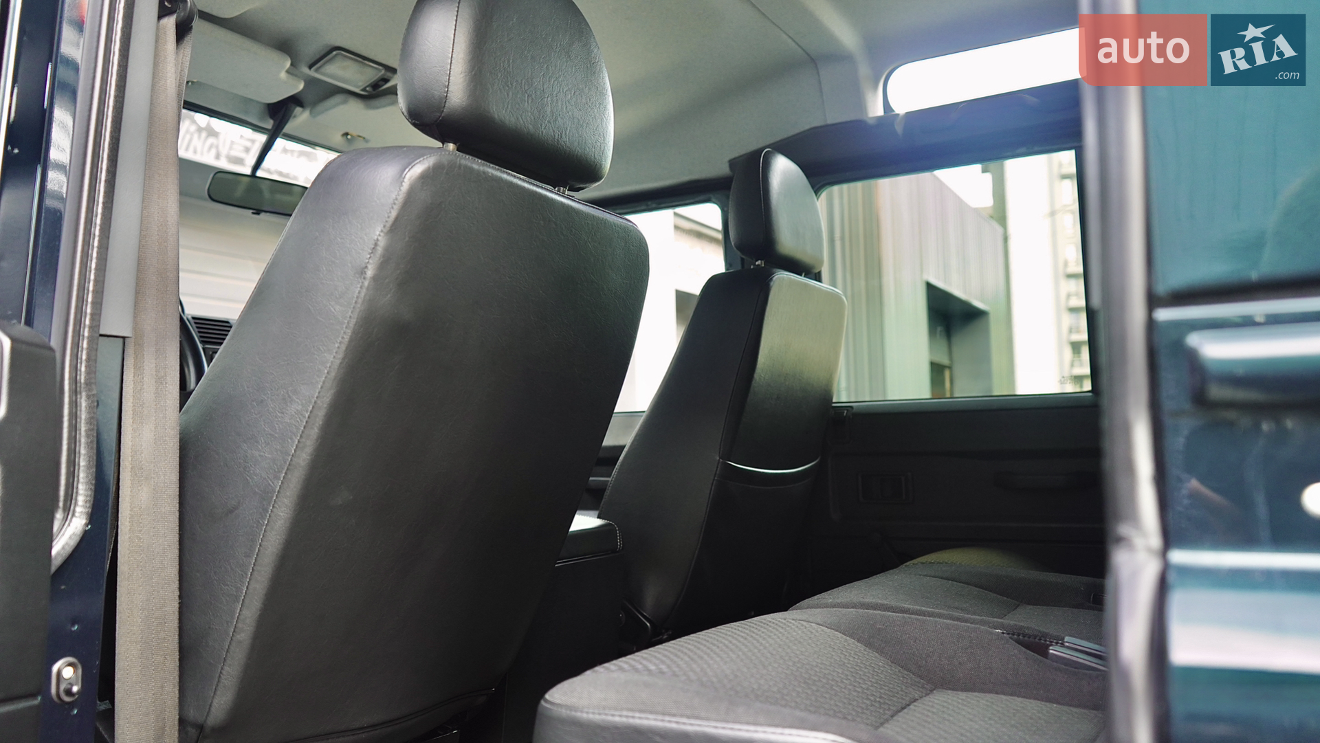 2015 Land Rover Defender - мініатюра 40