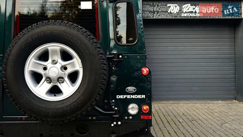 Внедорожник / Кроссовер Land Rover Defender 2015 в Львове