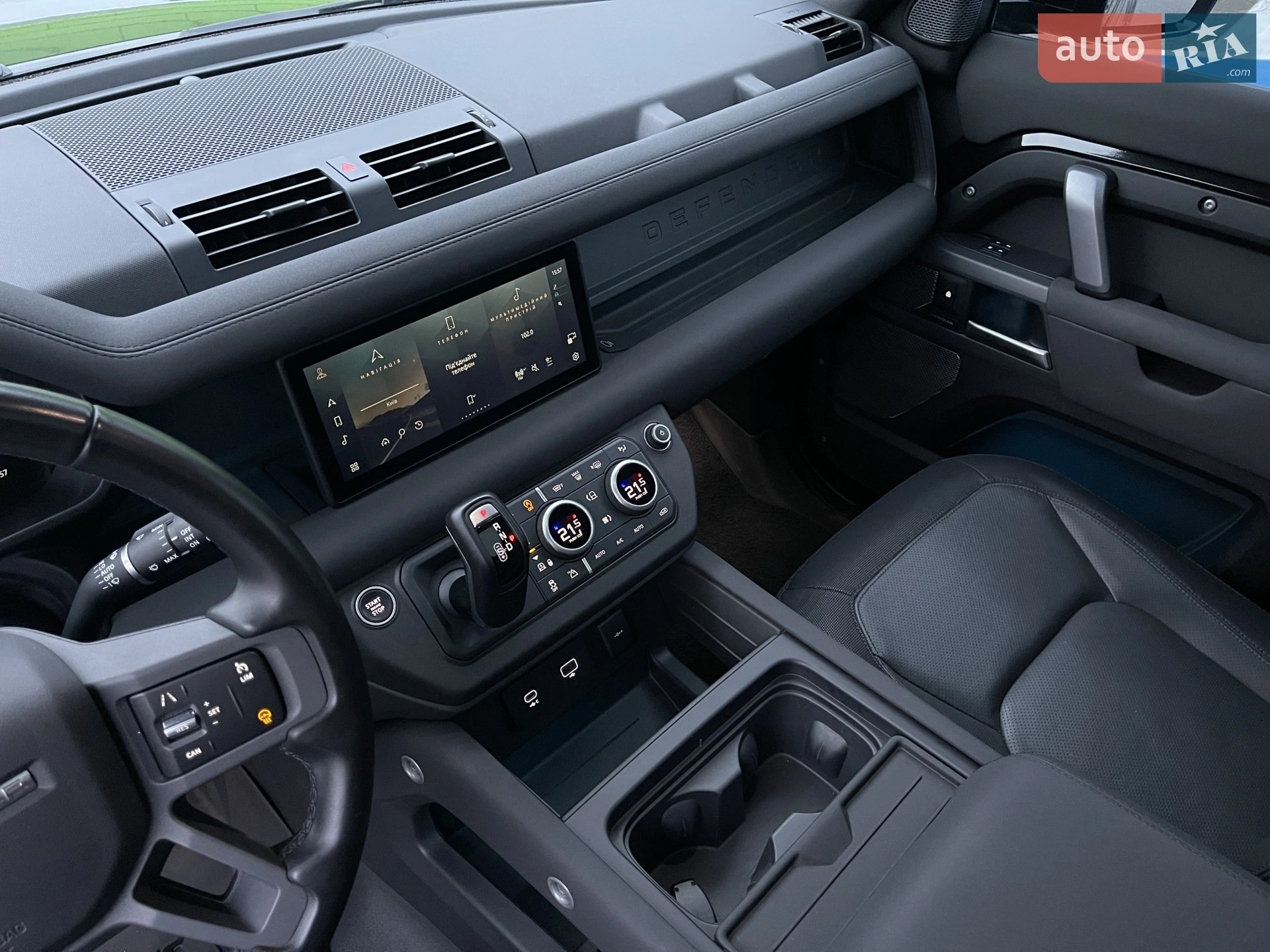 2022 Land Rover Defender - мініатюра 23