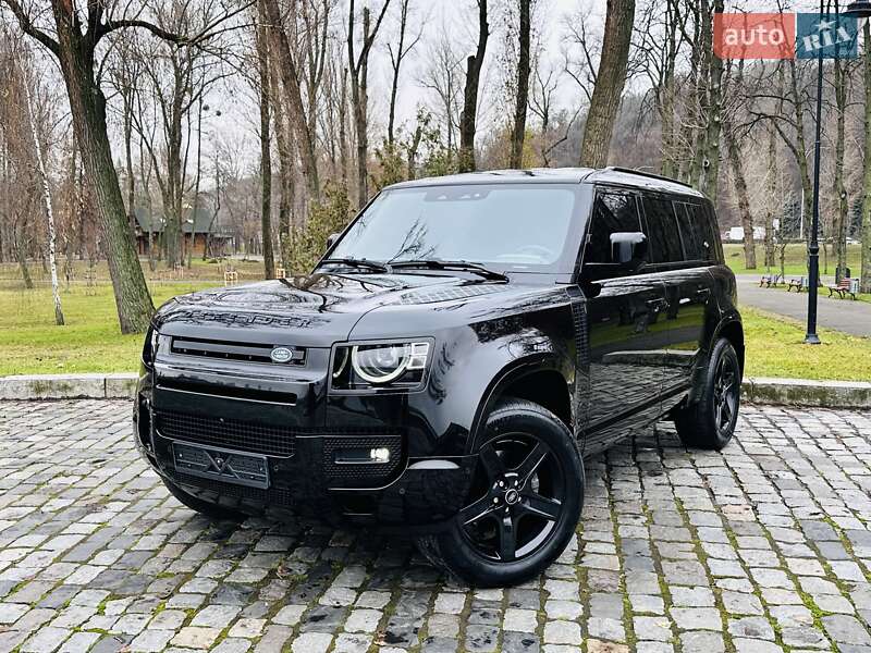 Land Rover Defender 2022