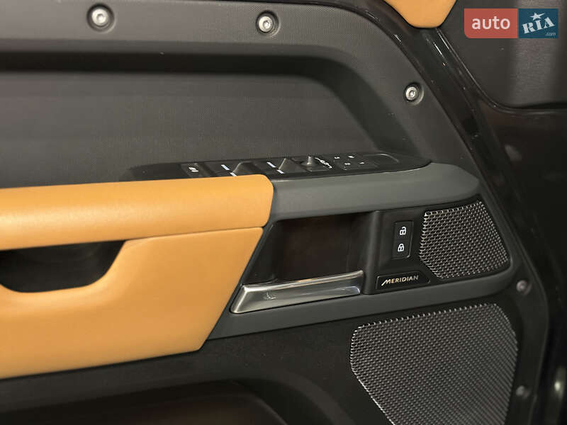 Внедорожник / Кроссовер Land Rover Defender 2022 в Одессе фото 17 Внедорожник / Кроссовер Land Rover Defender 2022 в Одессе