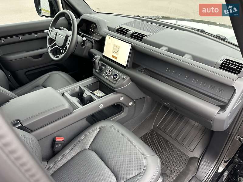 Внедорожник / Кроссовер Land Rover Defender 2024 в Киеве