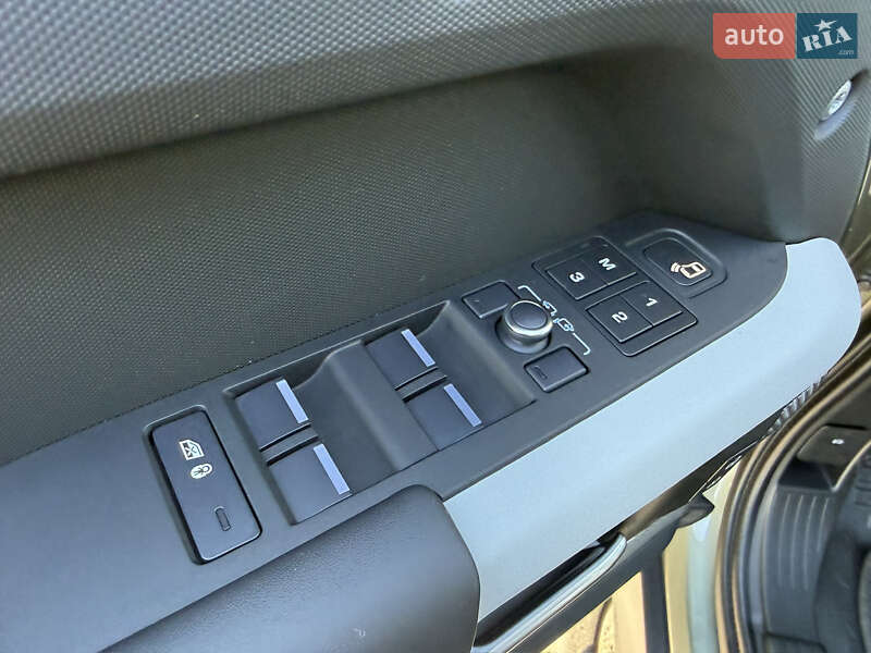 Внедорожник / Кроссовер Land Rover Defender 2021 в Киеве фото 57 Внедорожник / Кроссовер Land Rover Defender 2021 в Киеве