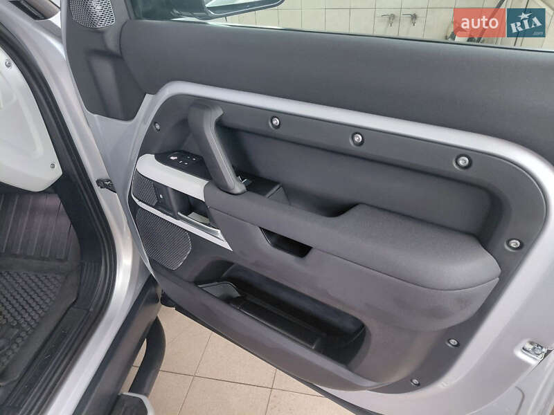 Внедорожник / Кроссовер Land Rover Defender 2020 в Харькове фото 28 Внедорожник / Кроссовер Land Rover Defender 2020 в Харькове