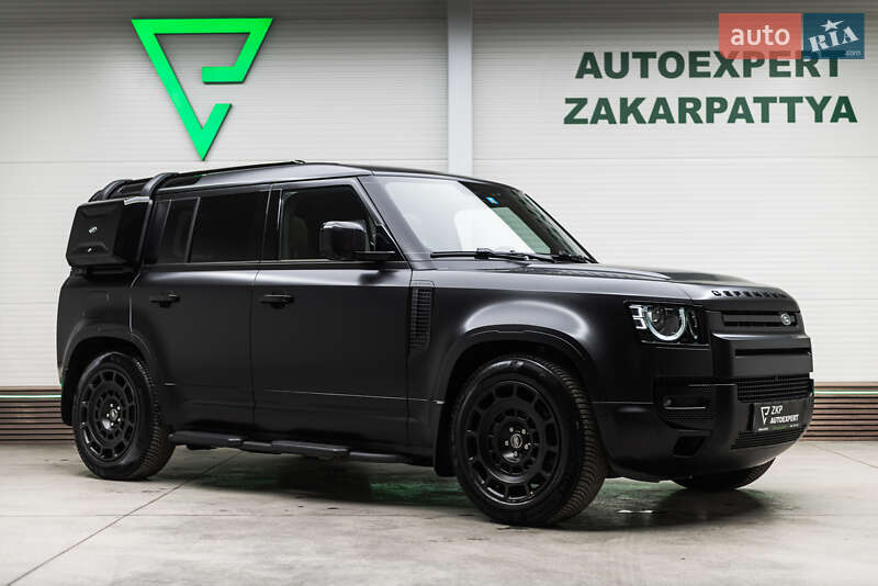 Land Rover Defender 2025