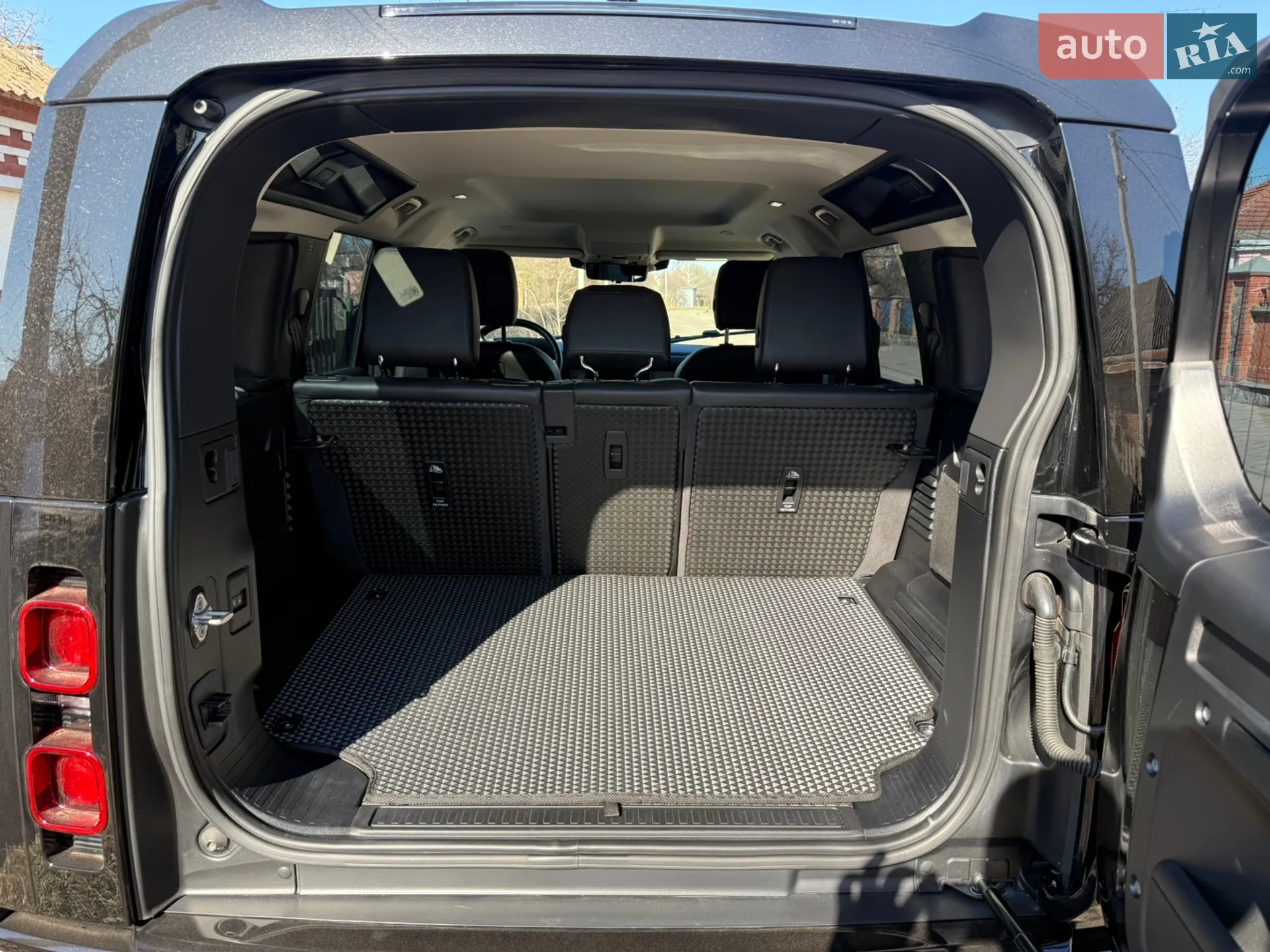 2021 Land Rover Defender - мініатюра 22